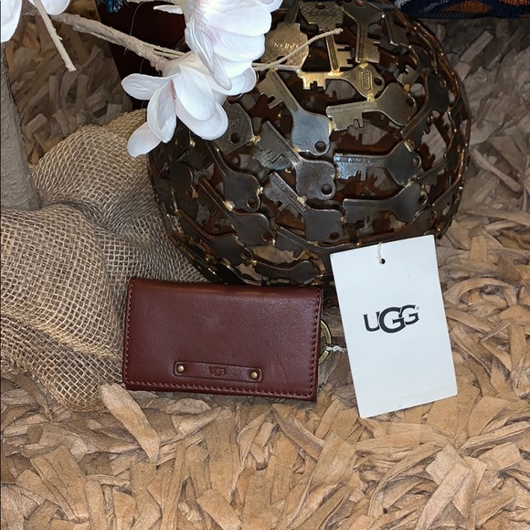 ugg jenna key case